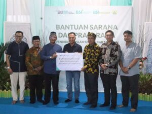 BSI-Bantu-Sekolah-tarakan2-5