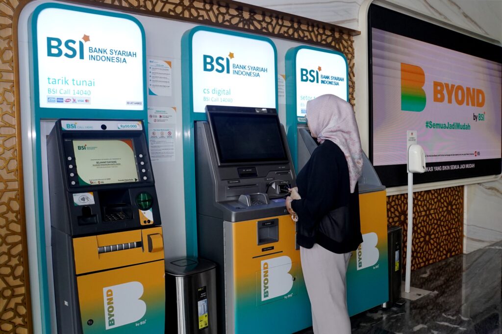 jelang-libur-akhir-tahun-bsi-siapkan-uang-tunai-rp1284-triliun-11