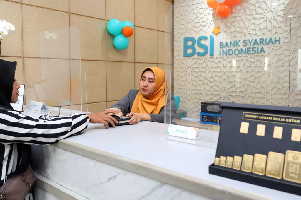 Usaha-Bank-Emas-BSI-4-12