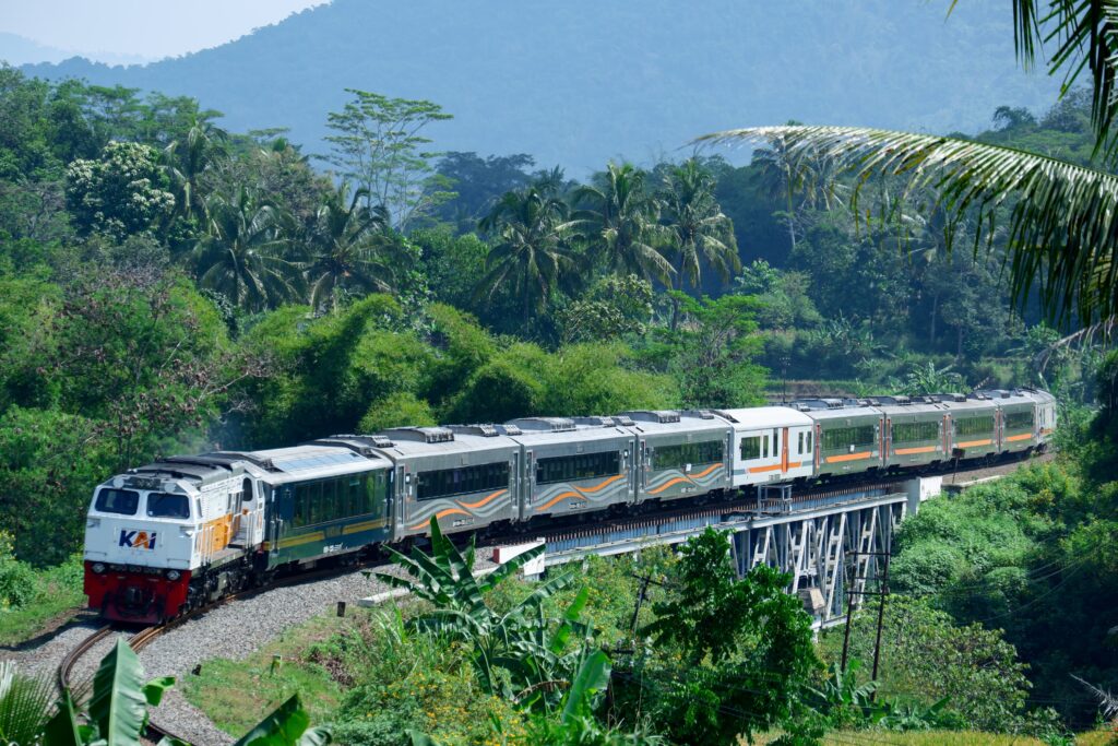 KAI-Perkuat-Strategi-3-4